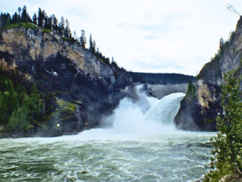 Discover the Intersection of Rustic and Luxury in Metaline Falls